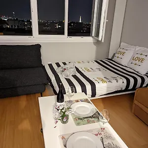 charming-studio-with-eiffel-view-apartment.fr-paris.fr/